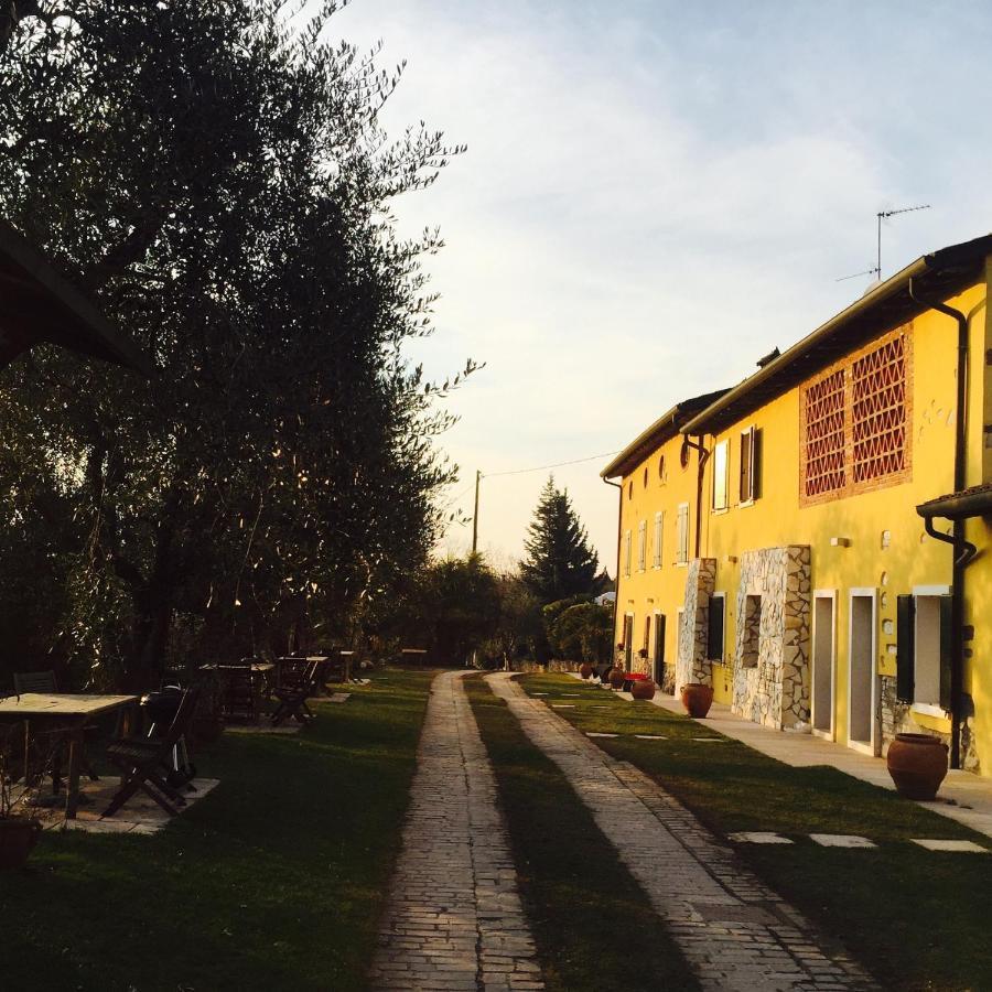Agriturismo Corte Bozzini Villa Bardolino Luaran gambar